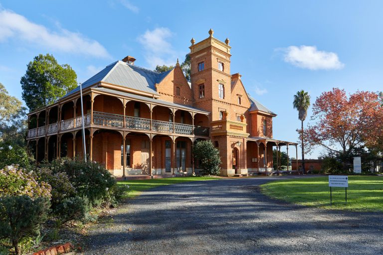 INSPIREd by a Historical Home: WA inspires the latest must read novel